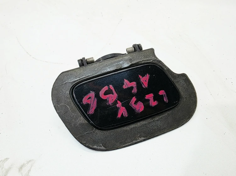ZAŚLEPKA SPRYSKIWACZA PRAWA AUDI A4 B8 8K0955276A 8K0807788A LZ9Y