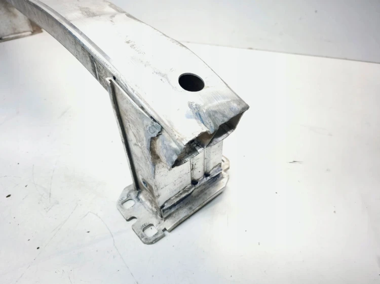 BELKA POD ZDERZAK PRZÓD AUDI Q3 8U LIFT 8U0807109C USZKODZONA