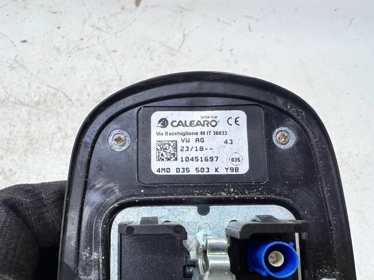 ANTENA LOTKA REKIN AUDI A4 B9 A5 Q5 Q7 4M0035503K LY9B