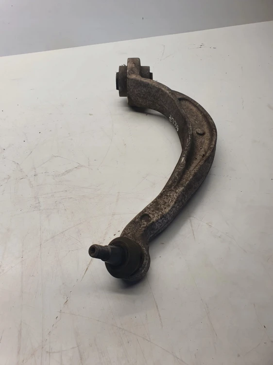 WAHACZ LEWY PRZÓD AUDI A4 B8 A5 Q5 8K0407695F MAŁY