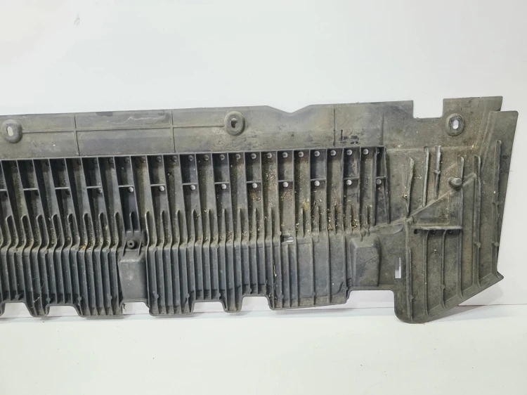 OSŁONA PŁYTA POD ZDERZAK AUDI A4 B8 8K0807233B