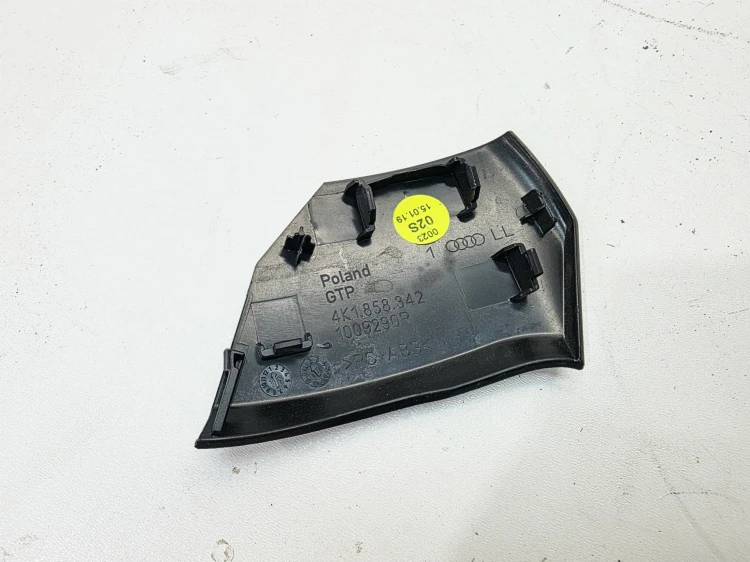 OSŁONA DESKI PRAWA AUDI A6 C8 4K1858342