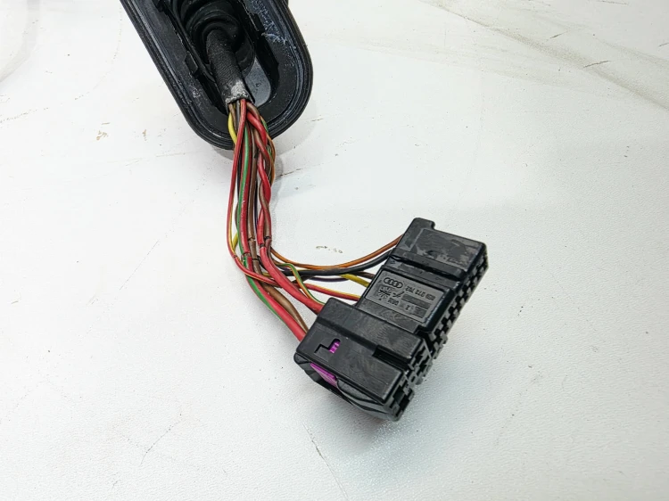 WIĄZKA INSTALACJA DRZWI LEWY PRZÓD AUDI A3 8P SPORTBACK 8P4971029K