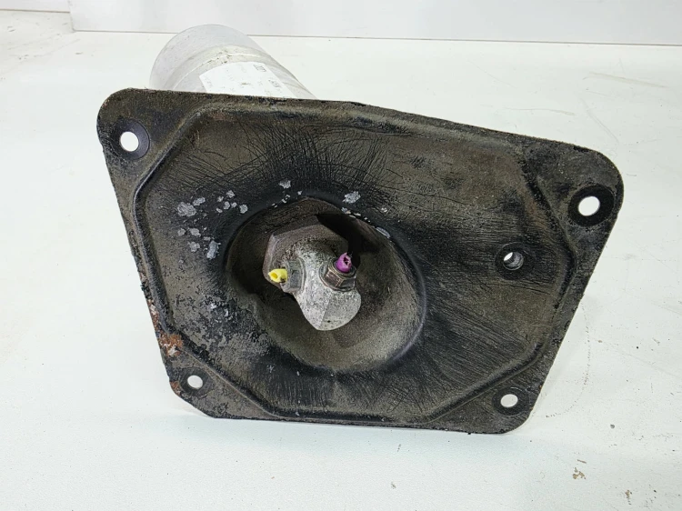 ZBIORNIK POWIETRZA ZAWIESZENIA PNEUMATYCZNEGO LEWY AUDI A6 C8 4K0616203A