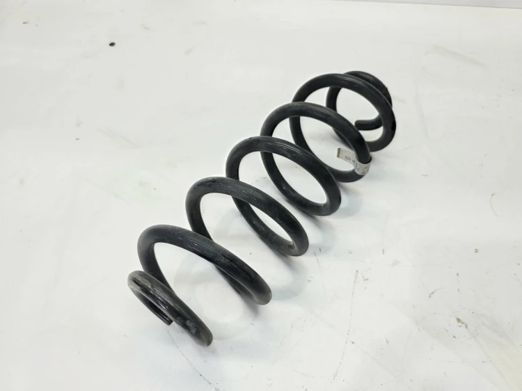 SPRĘŻYNA LEWA LUB PRAWA TYŁ TYLNA AUDI A4 B9 A5 8W0511115EC 13 MM X 315 MM