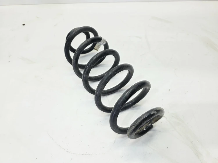 SPRĘŻYNA LEWA LUB PRAWA TYŁ TYLNA AUDI A4 B9 A5 8W0511115EC 13 MM X 315 MM