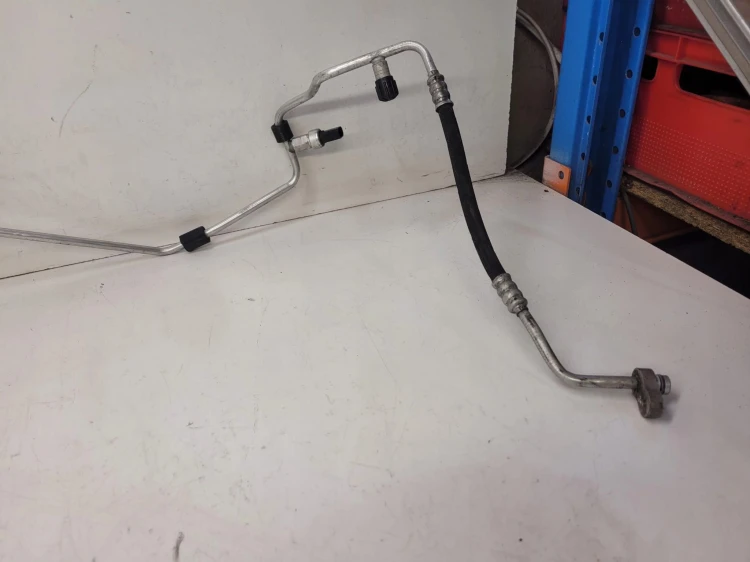 WĄŻ PRZEWÓD KLIMATYZACJI AUDI Q3 8U 8U0820741D
