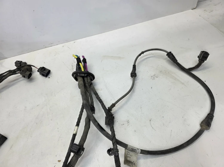 WIĄZKA ZACISKU LEWY TYŁ AUDI A6 C8 4K0972253A 4K0616716F ORYGINAŁ