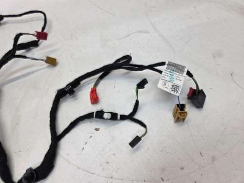 WIĄZKA BOCZKA DRZWI AMBIENTE LEWY LUP PRAWY TYŁ AUDI A6 C8 4K5971693AJ