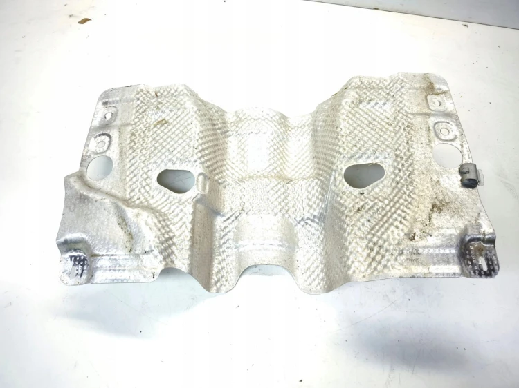 OSŁONA TERMICZNA WYDECHU TUNELU AUDI A4 B9 A5 8W0521443F