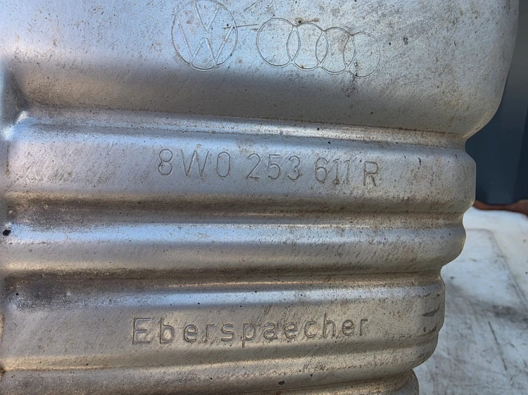 TŁUMIK WYDECH KOMPLET AUDI A4 B9 A5 8W 2.0 TDI 8W0253611R 8W0253411D !!!