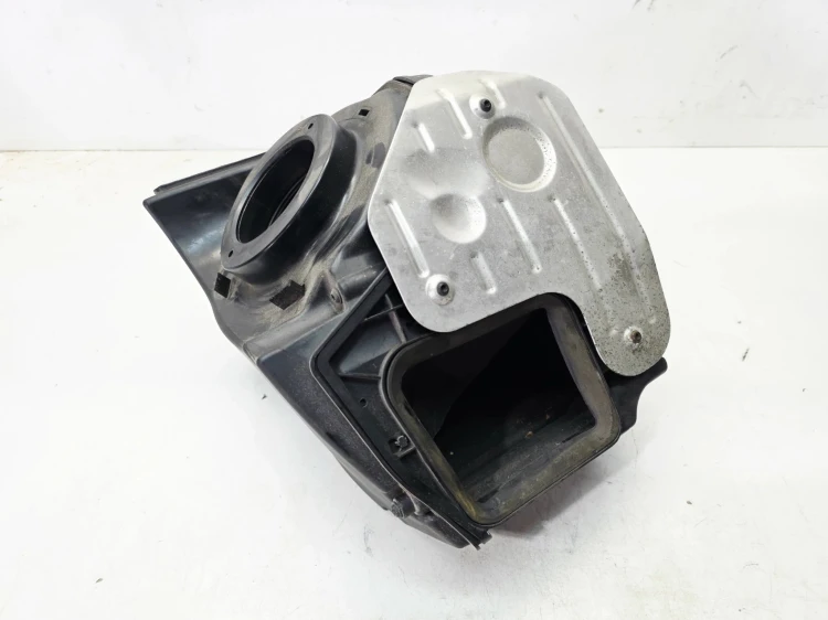OBUDOWA FILTRA POWIETRZA AUDI A4 B9 A5 8W 2.0 TDI 8W0133835P