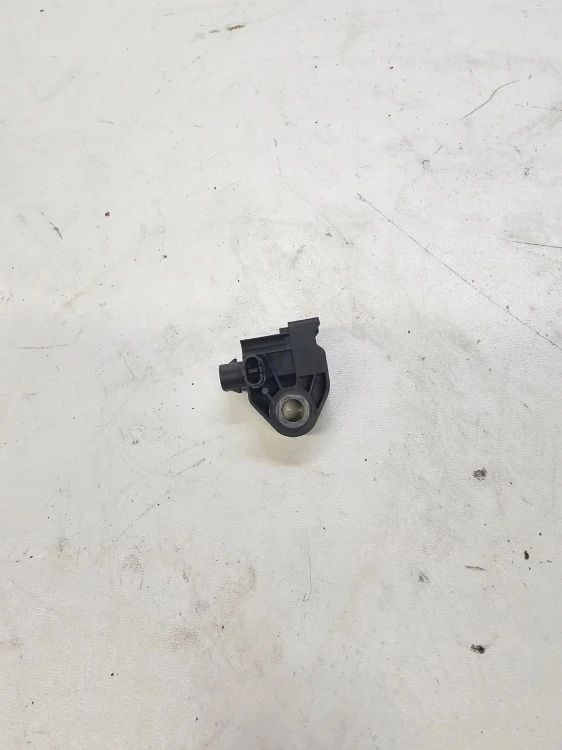 CZUJNIK UDERZENIOWY PRZEDNI AUDI A6 C8 4N0959651D
