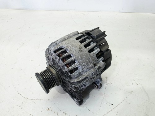 ALTERNATOR AUDI A3 8V VOLKSWAGEN SEAT SKODA 04L903024 VALEO 150A