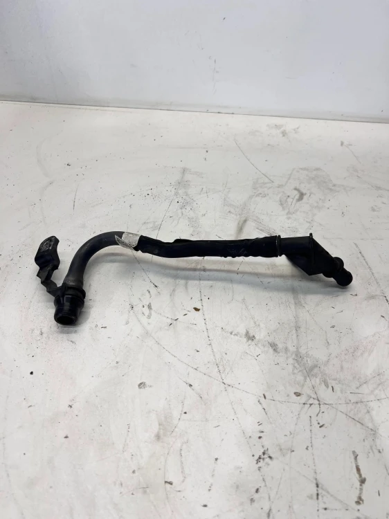 RURA PRZEWÓD WĄŻ WODY AUDI A4 B9 A5 8W 2.0 TDI 8W0145670E