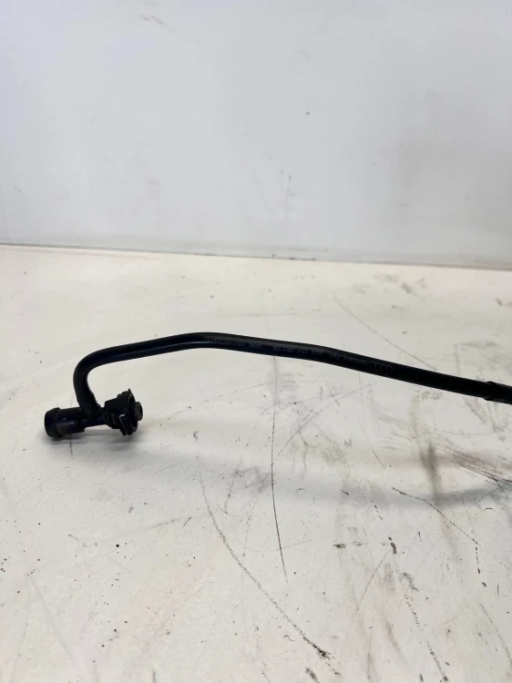 RURA PRZEWÓD WĄŻ WODY AUDI A4 B9 A5 8W 2.0 TDI 8W0121081DR