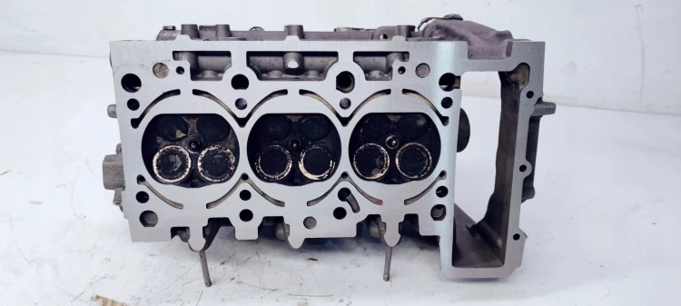 GŁOWICA LEWA AUDI A4 B7 A6 C6 3.2 FSI 06E103373E