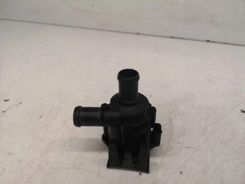 DODATKOWA POMPA WODY AUDI VW 06H121601M