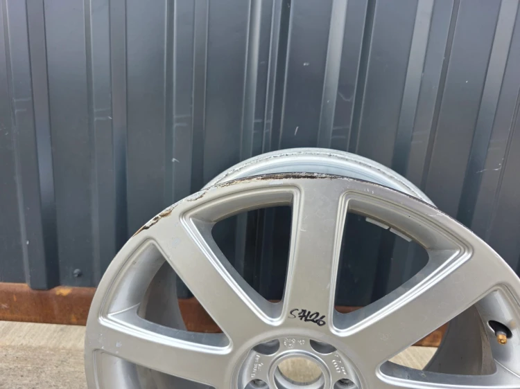 FELGA ALUMINIOWA AUDI A4 A5 A6 VW SEAT 8.0 J R18 ET 43 4E0601025AB S7/26 OK