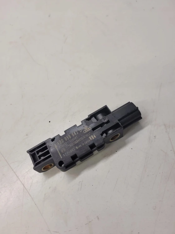 CZUJNIK UDERZENIOWY AUDI A3 8P A6 A8 D3 4B0959643D