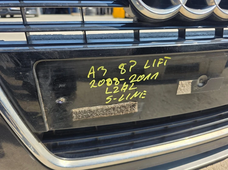 ZDERZAK PRZÓD AUDI A3 8P LIFT S LINE 2008-2012 LZ7L ORYGINAŁ !!!