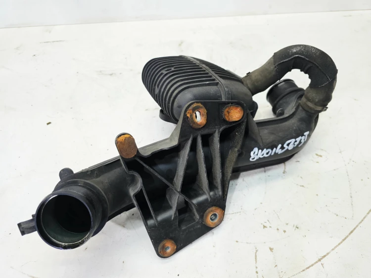 RURA PRZEWÓD INTERCOOLERA AUDI A4 B8 A5 8T Q5 8R 2.0 TFSI 8K0145673T