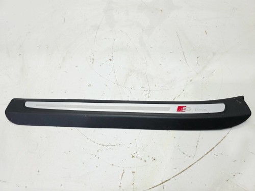 LISTWA PROGOWA WEWNĘTRZNA S LINE LEWY PRZÓD AUDI Q7 4L 4L0853373F