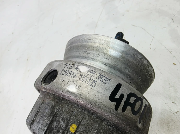 PODUSZKA ŁAPA SILNIKA PRAWA BEZ CZUJNIKA AUDI A6 C6 2.0 TDI 4F0199382BT