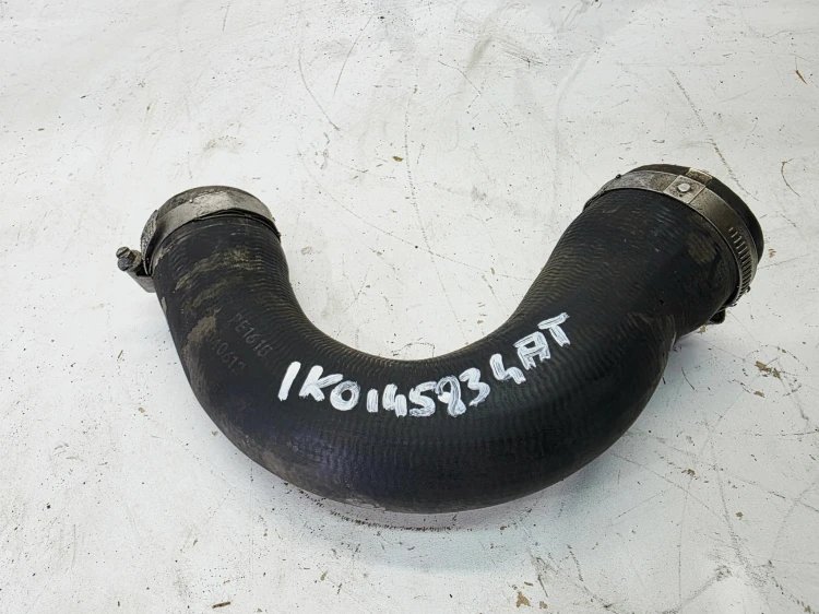 RURA WĄŻ INTERCOOLERA AUDI VOLKSWAGEN SKODA SKODA 1.6 TDI 1K0145834AT