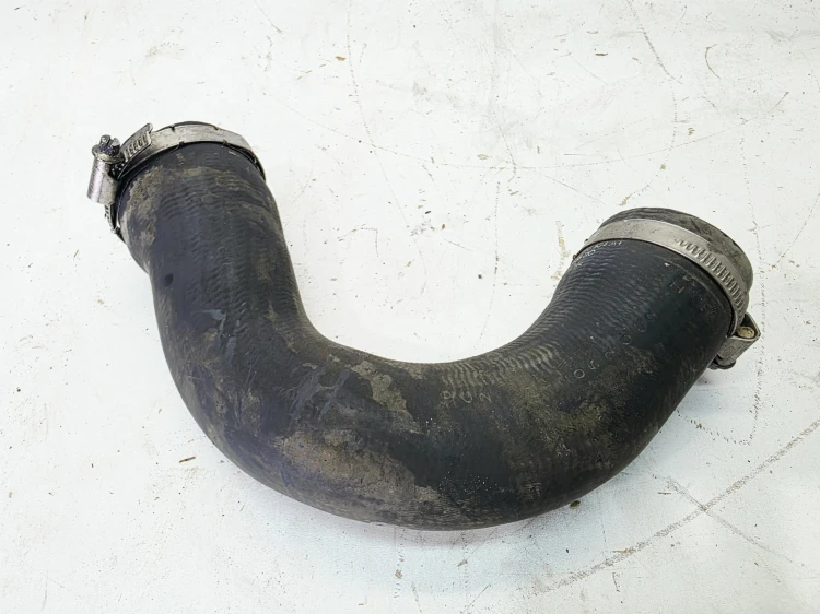 RURA WĄŻ INTERCOOLERA AUDI VOLKSWAGEN SKODA SKODA 1.6 TDI 1K0145834AT