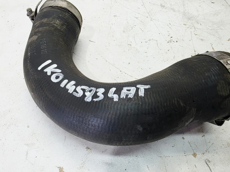 RURA WĄŻ INTERCOOLERA AUDI VOLKSWAGEN SKODA SKODA 1.6 TDI 1K0145834AT