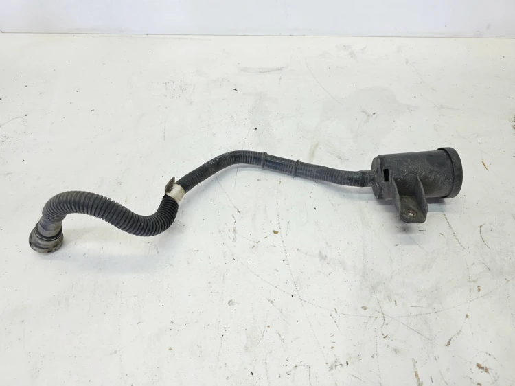 PRZEWÓD FILTRA WĘGLOWEGO AUDI A5 8W SPORTBACK 8W6133366E