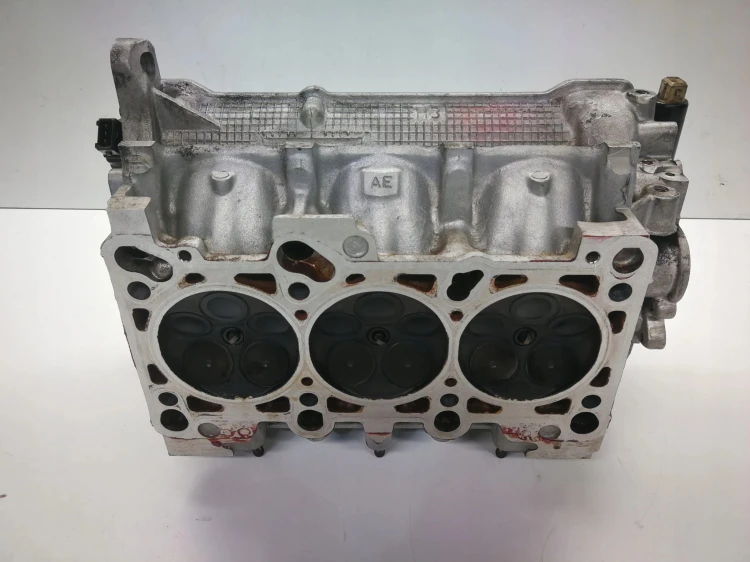 GŁOWICA KOMPLETNA PRAWA AUDI 2.7 ARE 078103373AE