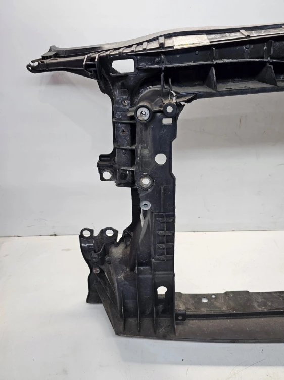 PAS PRZEDNI GOŁY AUDI A3 8P LIFT 08-12 8P0805594C **1**