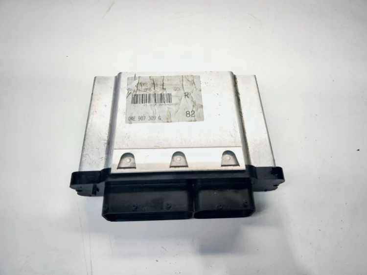 KOMPUTER STEROWNIK SILNIKA AUDI A3 8V VOLKSWAGEN SEAT 1.4 TFSI 04E907309G
