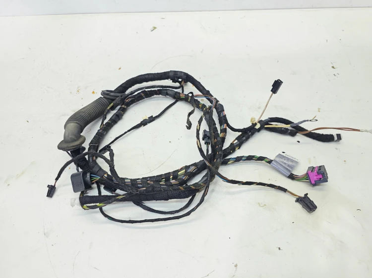 WIĄZKA INSTALACJA KLAPY BAGAŻNIKA AUDI A3 8V 8V3971147B