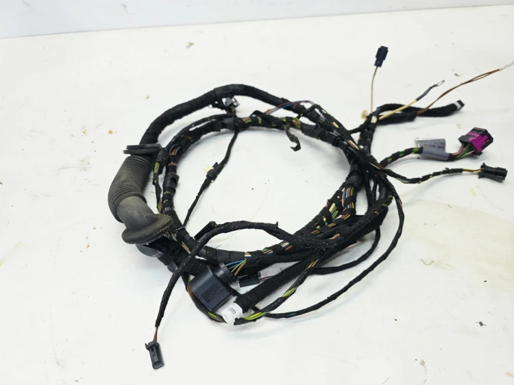 WIĄZKA INSTALACJA KLAPY BAGAŻNIKA AUDI A3 8V 8V3971147B