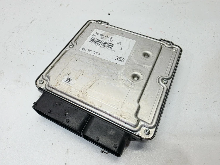 KOMPUTER STEROWNIK SILNIKA AUDI A3 8V VOLKSWAGEN SKODA 1.6 TDI 04L907309B