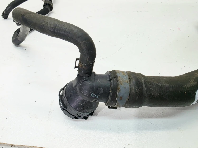 RURA PRZEWÓD WĄŻ WODY AUDI VOLKSWAGEN SKODA SKODA 1.6 2.0 TDI 5Q0122101BJ