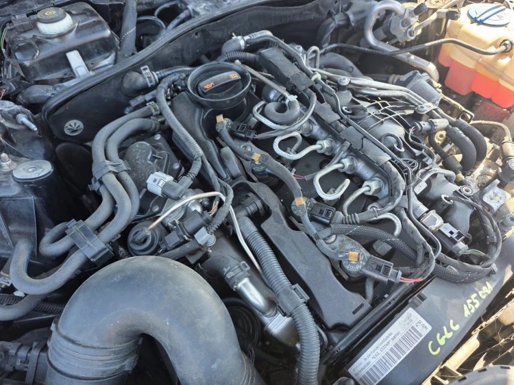 SILNIK KOMPLETNY AUDI A5 8T A4 B8 Q5 SEAT 2.0 TDI CGL CGLC ORYGINAŁ 155081