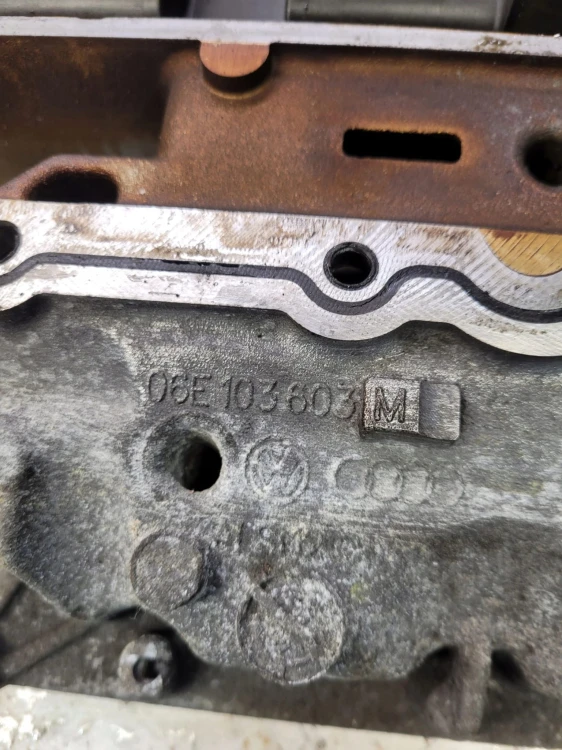 MISKA PÓŁBLOK AUDI S4 S5 A6 3.0 TFSI 06E103603M