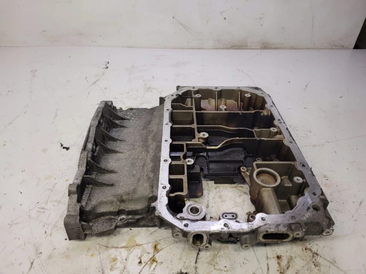 MISKA PÓŁBLOK AUDI S4 S5 A6 3.0 TFSI 06E103603M