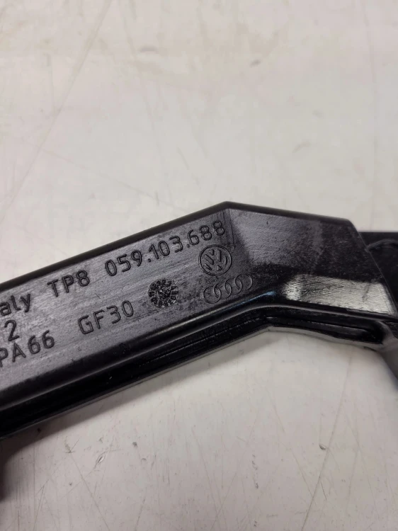 RURA PRZEWÓD POWRÓT OLEJU A6 C7 A7 3.0 059103688