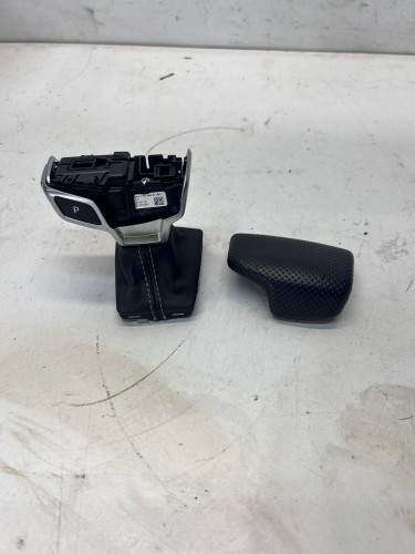 GAŁKA ZMIANY BIEGÓW AUDI A4 B9 A5 8W 8W1713140E 4M1713139G JAJ