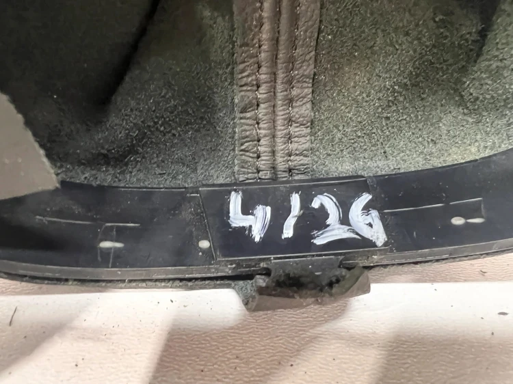 MIESZEK GAŁKA ZMIANY BIEGÓW AUDI A3 8P 8P0863279 4/26 6-BIEGOWA