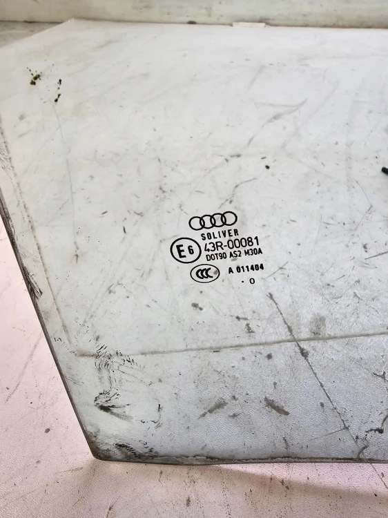 SZYBA DRZWI LEWY TYŁ AUDI A6 C6 AVANT 4F9 2010R