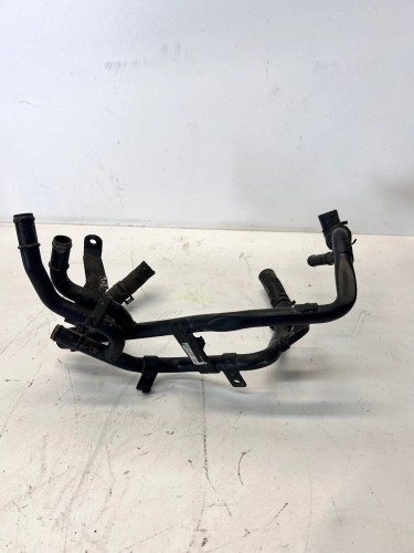 WĄŻ RURA RURKA WODY AUDI A4 A5 2.0 TDI 04L122157CC