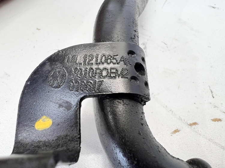 RURA PRZEWÓD WODY AUDI VW SEAT 2.0 TDI 04L121065AK