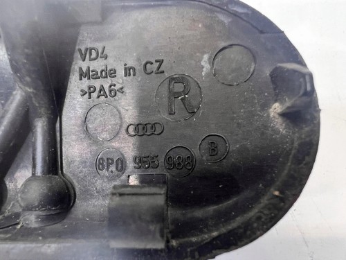 DYSZA SPRYSKIWACZA PRAWA AUDI A3 8P 8P0955988B