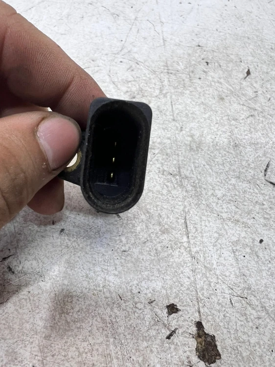 CZUJNIK POŁOŻENIA WAŁU AUDI VW 2.0 TFSI 06C905163B